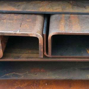 Швеллер стальной гнутый равнополочный 200х80х5 мм Ст3сп ГОСТ 8278-83 в наличии в Вологде