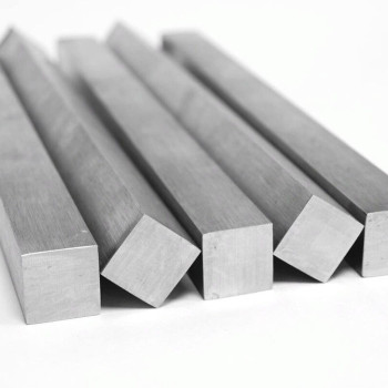 Квадрат нержавеющий 15х15 мм AISI 304 в наличии в Вологде